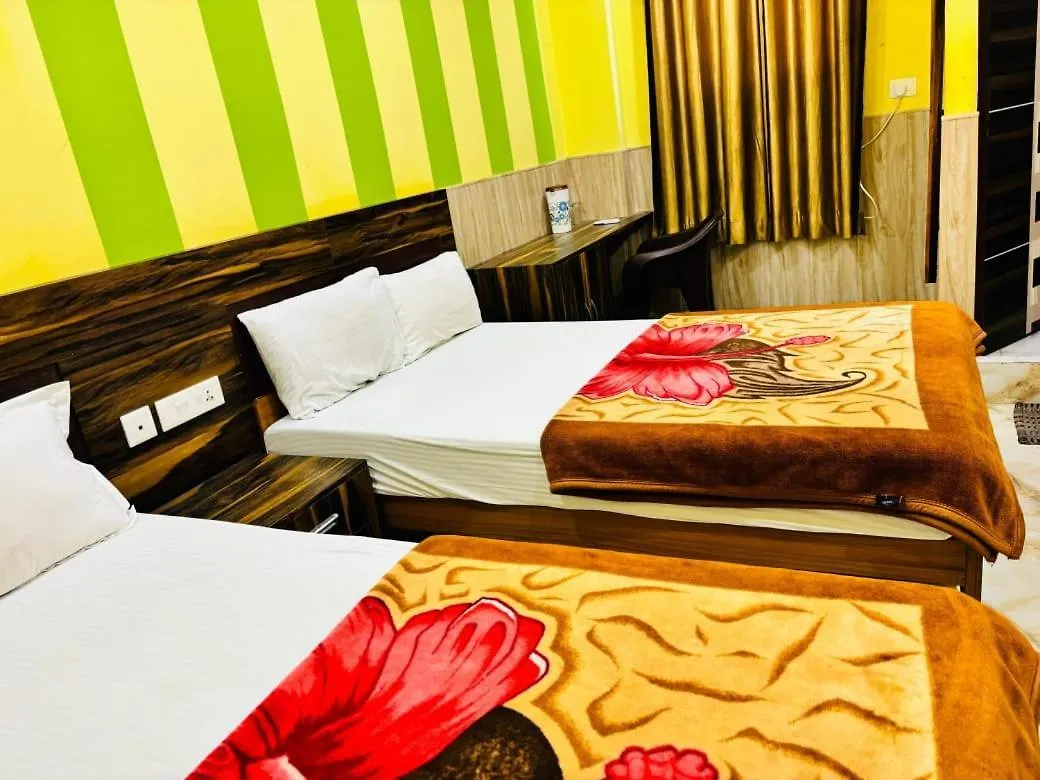 S R Hotel Varanasi
